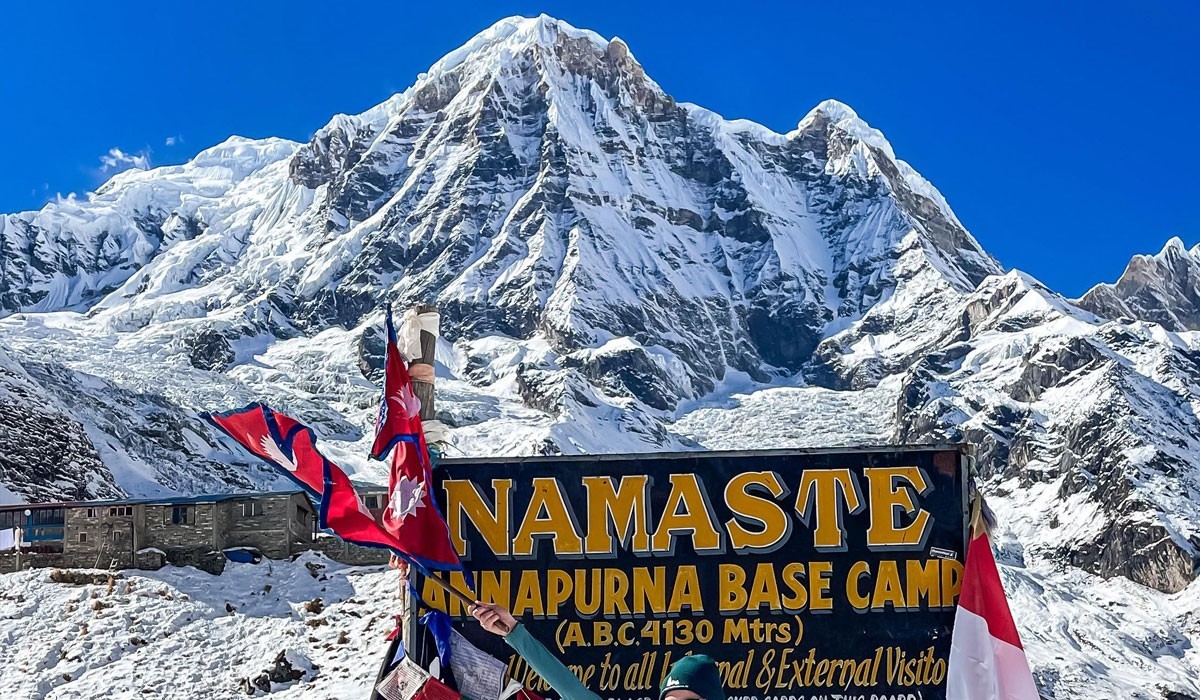 Sunrise over Annapurna I from Annapurna Base Camp at 4,130m, Nepal